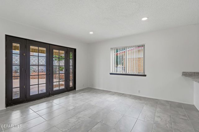 3216 Beachcomber Drive, El Paso, TX 79936