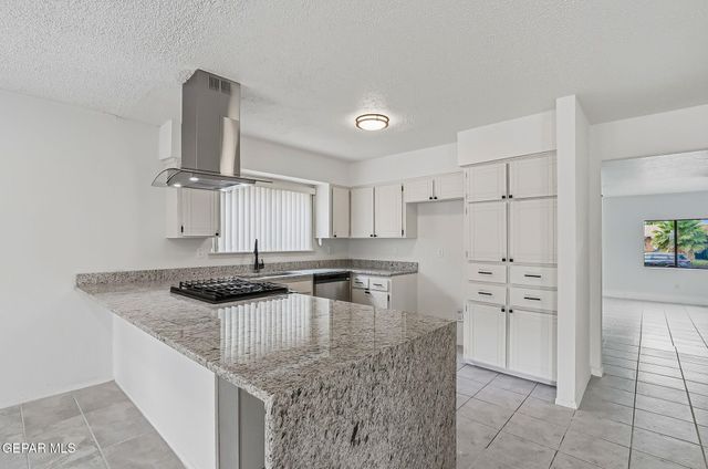 3216 Beachcomber Drive, El Paso, TX 79936