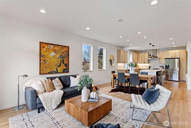 6743 Earl Avenue NW, Seattle, WA 98117