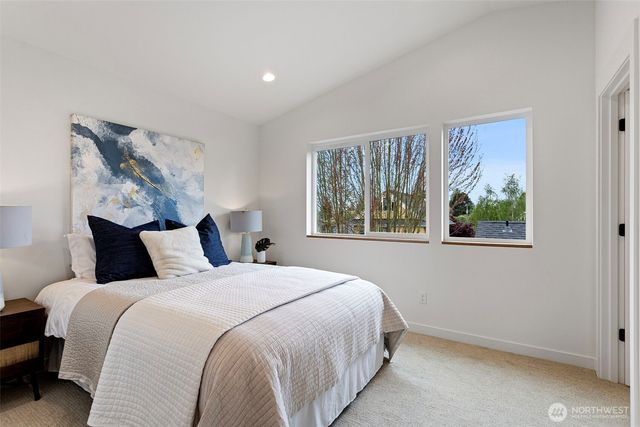 6743 Earl Avenue NW, Seattle, WA 98117