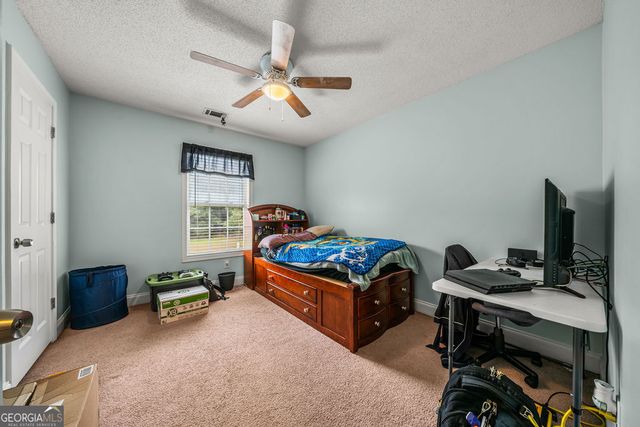 29 Eagle Ridge Drive, Kingston, GA 30145