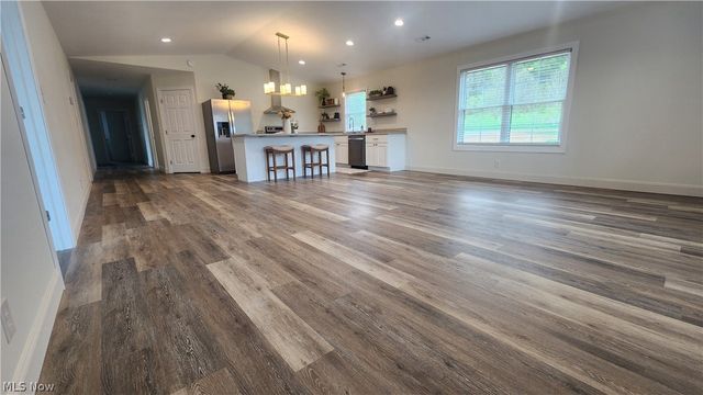 3190 Eastport Road SE, Dennison, OH 44621