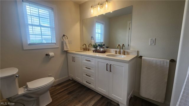 3190 Eastport Road SE, Dennison, OH 44621
