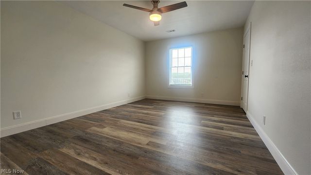 3190 Eastport Road SE, Dennison, OH 44621