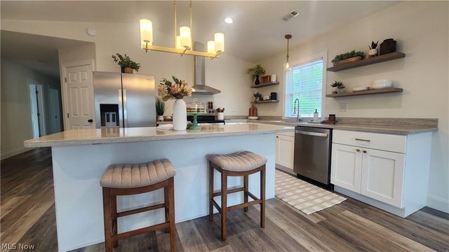 3190 Eastport Road SE, Dennison, OH 44621