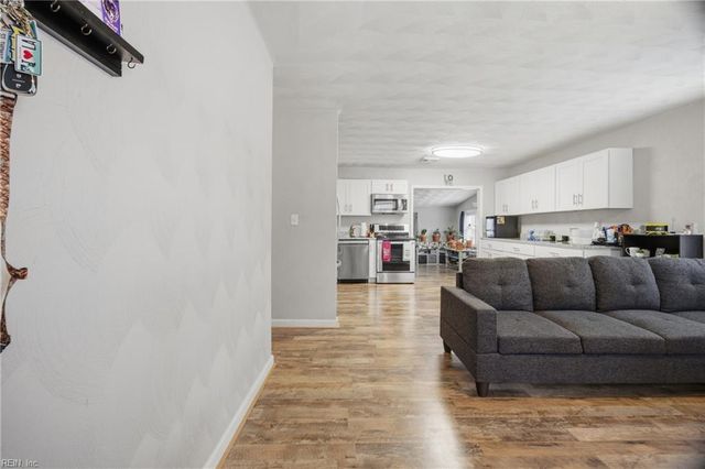 1521 Morgan DR, Hampton, VA 23663