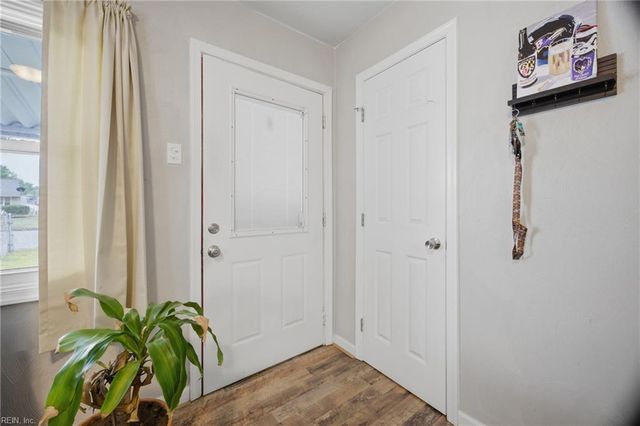 1521 Morgan DR, Hampton, VA 23663