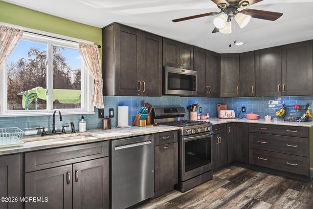 250 Tip Seaman Drive, Tuckerton, NJ 08087