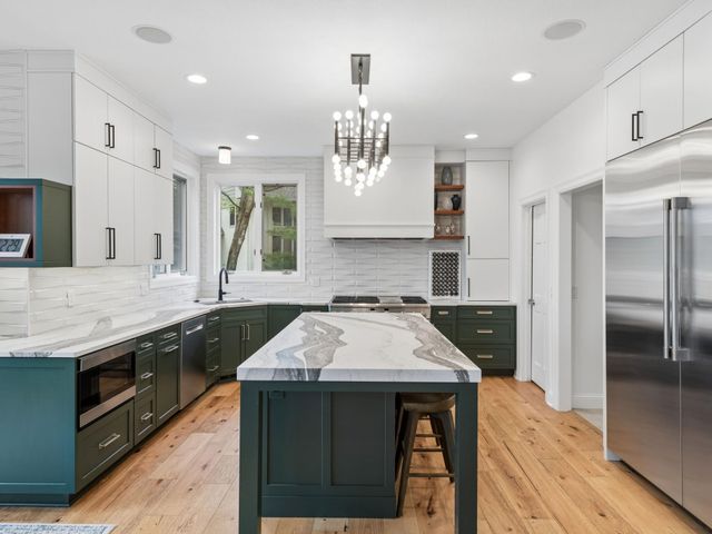 25695 Maple View Court, Shorewood, MN 55331