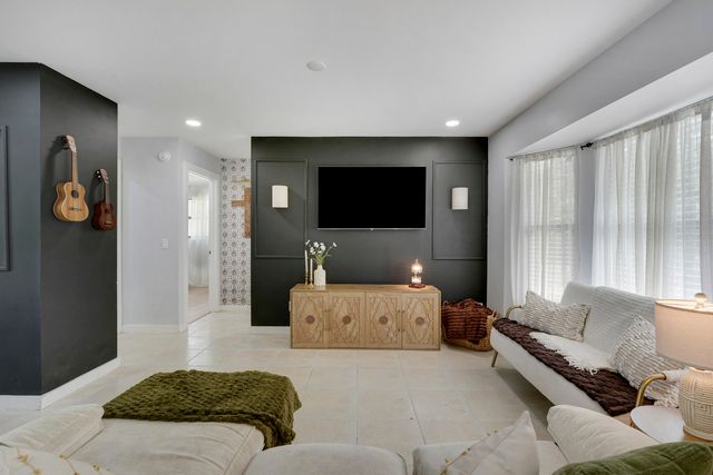 14241 N 79th Ct Court N, Loxahatchee, FL 33470