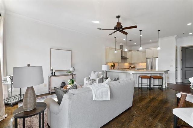 360 Chambers Street 155, Woodstock, GA 30188