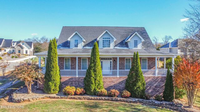 102 Tanasee Court, Maryville, TN 37801