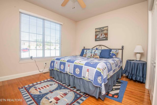 102 Tanasee Court, Maryville, TN 37801