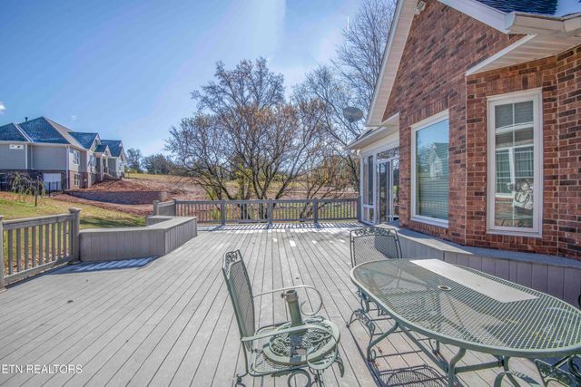 102 Tanasee Court, Maryville, TN 37801