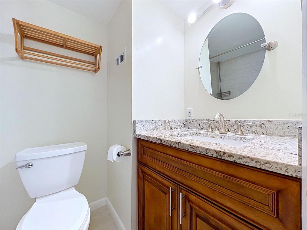 Image 16 of property listing at 4517 W LA VILLA LANE, Tampa, FL 33611