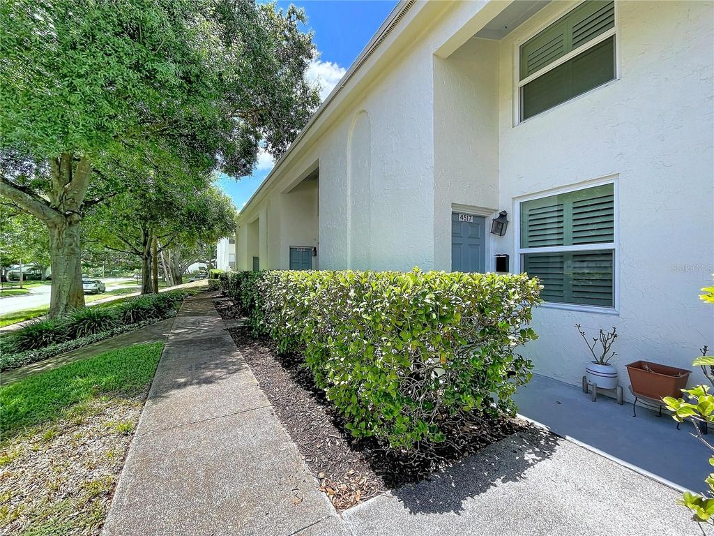 Image 42 of property listing at 4517 W LA VILLA LANE, Tampa, FL 33611