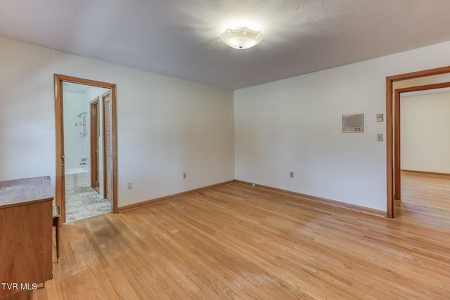 517 Colonial Heights Road, Kingsport, TN 37663