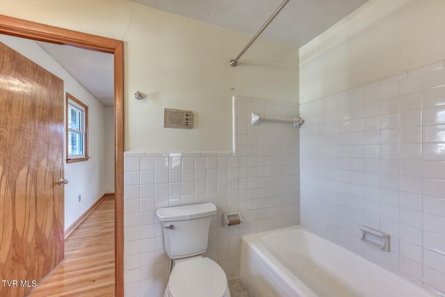 517 Colonial Heights Road, Kingsport, TN 37663