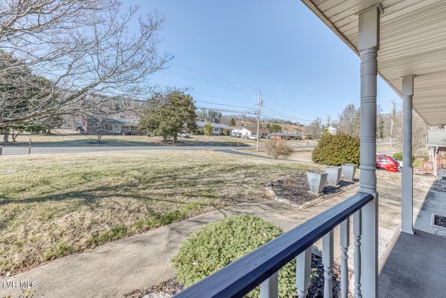 517 Colonial Heights Road, Kingsport, TN 37663