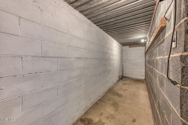 517 Colonial Heights Road, Kingsport, TN 37663