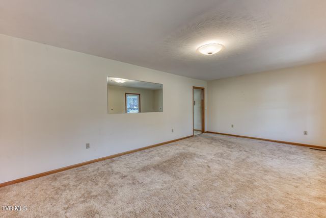 517 Colonial Heights Road, Kingsport, TN 37663