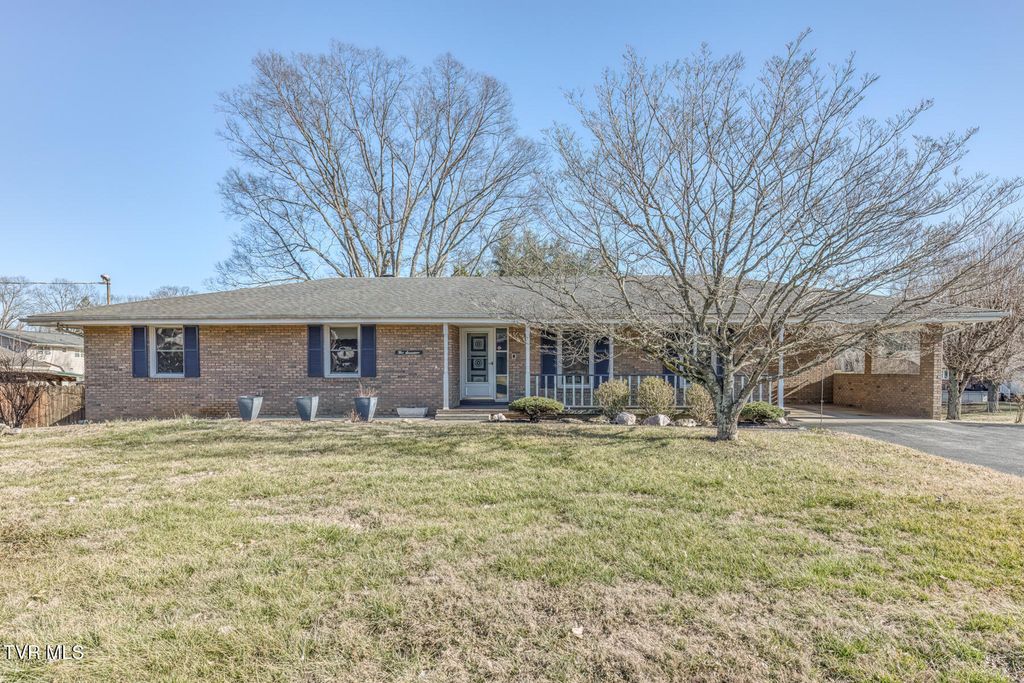 517 Colonial Heights Road, Kingsport, TN 37663