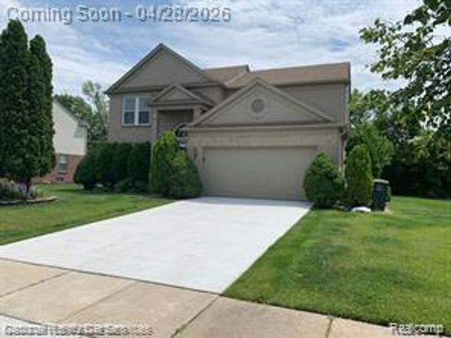 47205 Fairlawn Court, Canton Charter Township, MI 48188