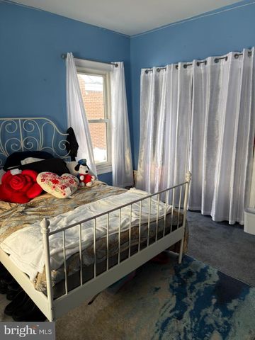 561 BILLINGS AVE, Paulsboro, NJ 08066