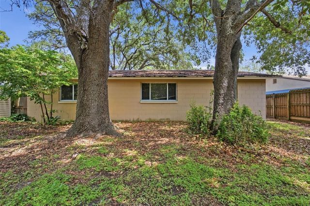 14676 56TH WAY N, Clearwater, FL 33760