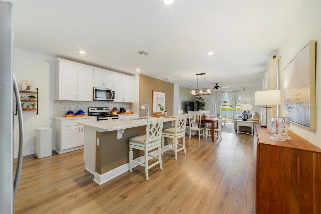 Image 11 of property listing at 116 LINKS TERRACE BOULEVARD, Daytona Beach, FL 32124