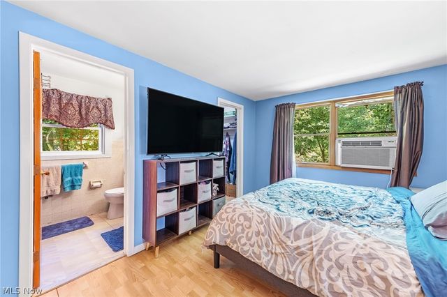 13099 Dorothy Drive, Chesterland, OH 44026