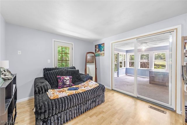 13099 Dorothy Drive, Chesterland, OH 44026