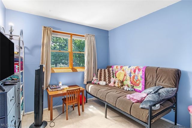 13099 Dorothy Drive, Chesterland, OH 44026