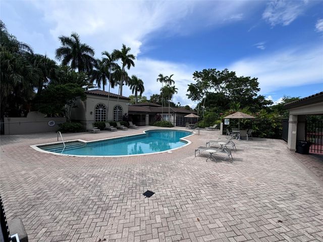 9968 Nob Hill Ln 9968, Sunrise, FL 33351