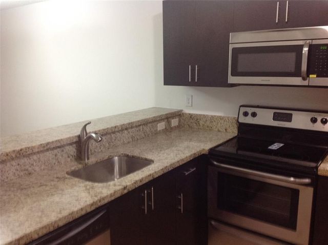 9968 Nob Hill Ln 9968, Sunrise, FL 33351