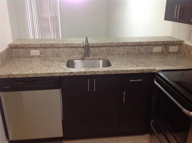 9968 Nob Hill Ln 9968, Sunrise, FL 33351