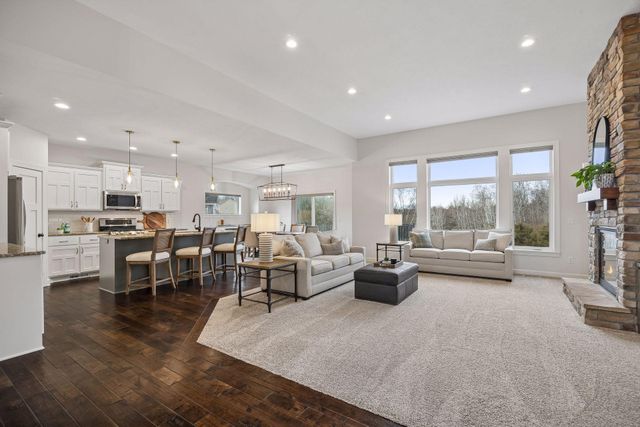 19648 Yellowpine Street NW, Oak Grove, MN 55011