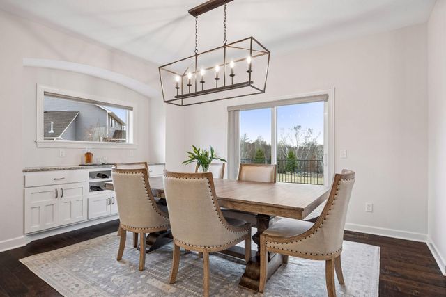 19648 Yellowpine Street NW, Oak Grove, MN 55011