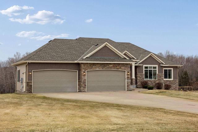 19648 Yellowpine Street NW, Oak Grove, MN 55011