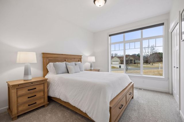 19648 Yellowpine Street NW, Oak Grove, MN 55011