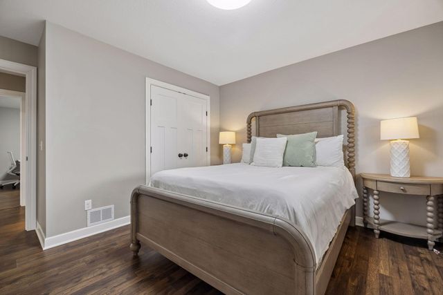 19648 Yellowpine Street NW, Oak Grove, MN 55011