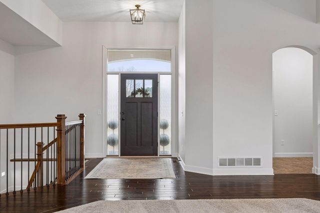 19648 Yellowpine Street NW, Oak Grove, MN 55011