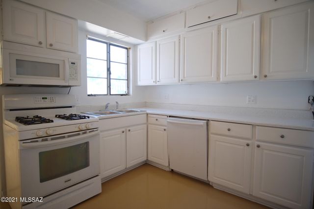 4917 E Timrod Street, Tucson, AZ 85711