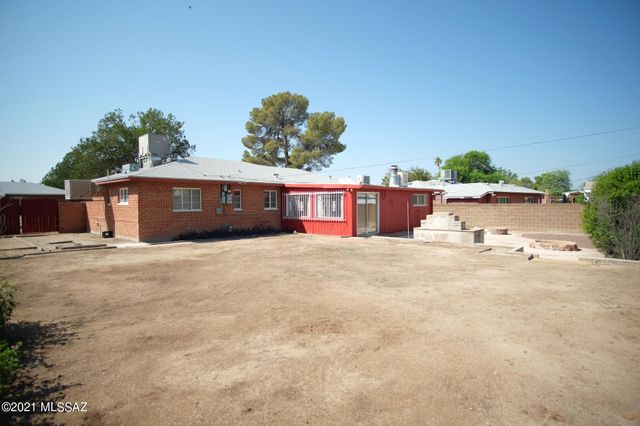 4917 E Timrod Street, Tucson, AZ 85711