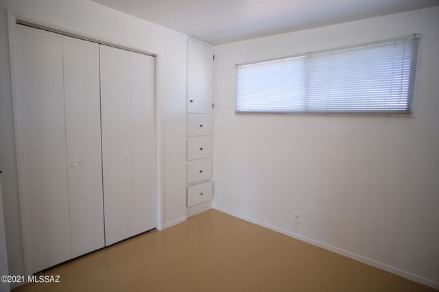 4917 E Timrod Street, Tucson, AZ 85711