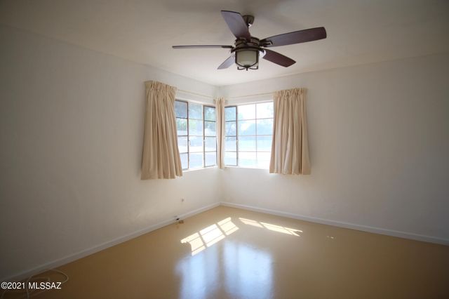 4917 E Timrod Street, Tucson, AZ 85711