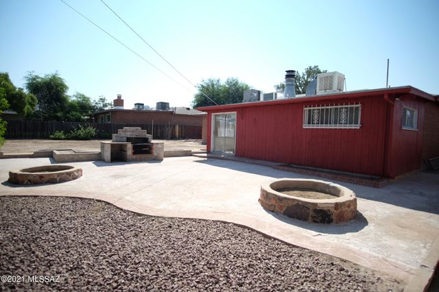 4917 E Timrod Street, Tucson, AZ 85711