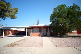 4917 E Timrod Street, Tucson, AZ 85711