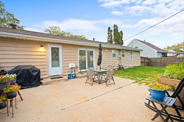 755-1 Baltimore Road, Valparaiso, IN 46385