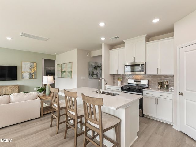 109 Thistle Patch Place, Angier, NC 27501
